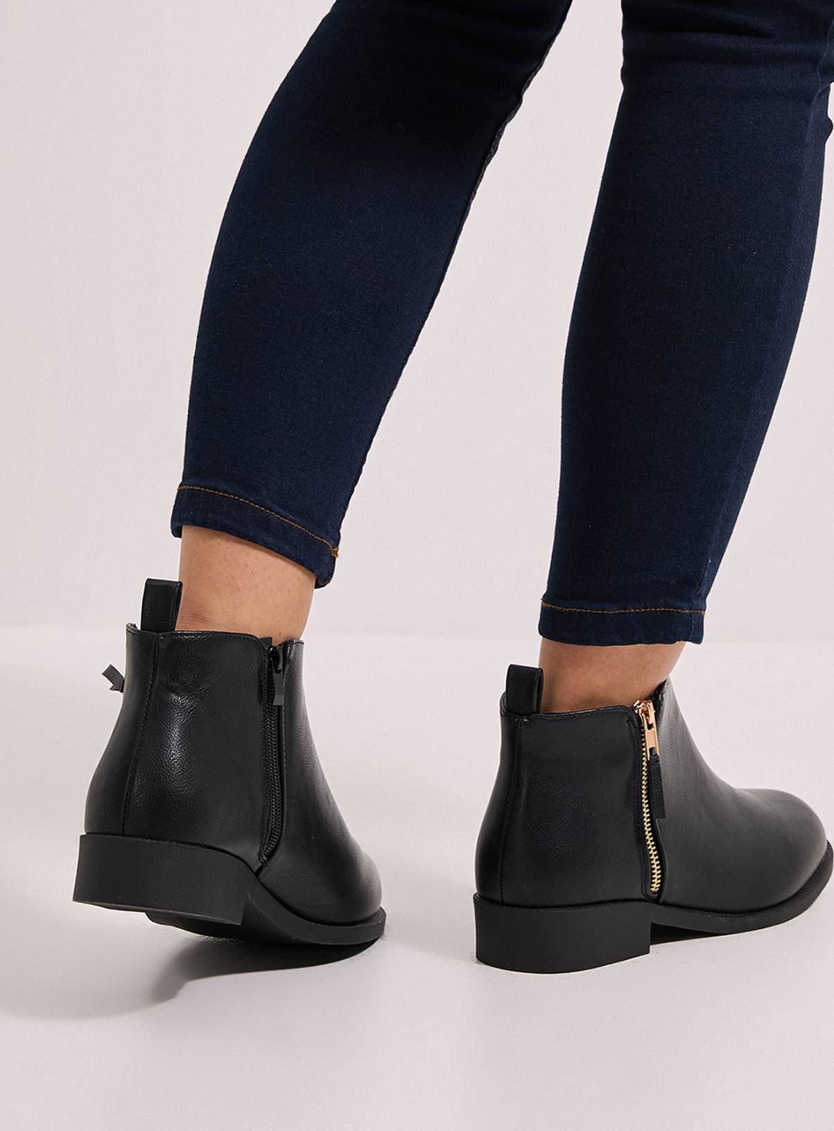 DOROTHY PERKINS Wide Fit Maddy Side Zip Flat Ankle Boots Black 3 - Image 4