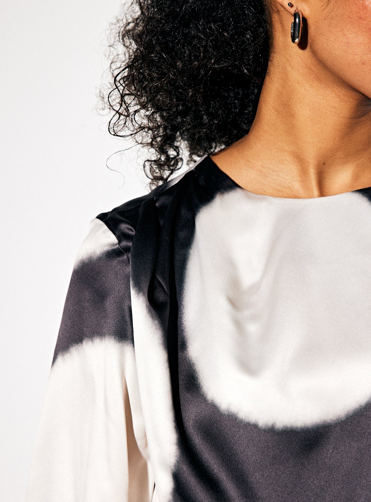 Monochrome Spot Printed Bubble Hem Blouse 12 - Image 3 thumbnail