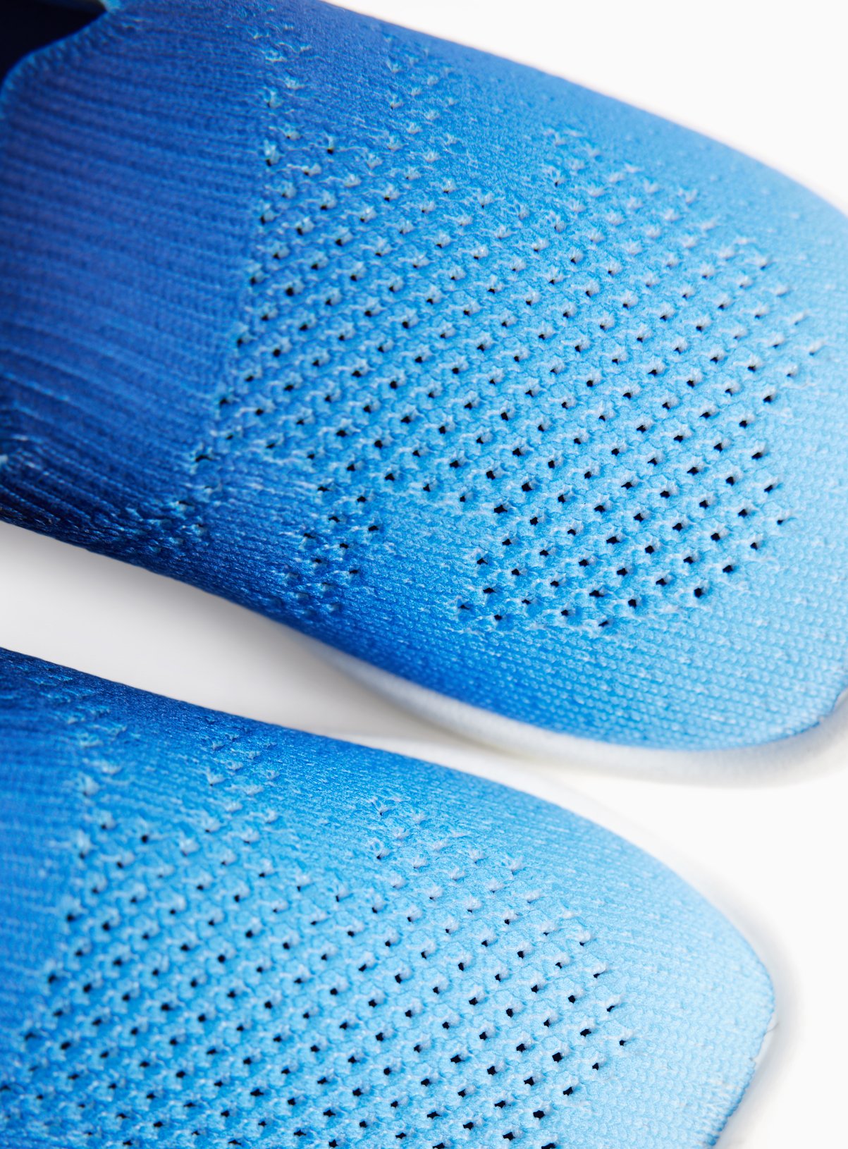 Blue Ombre Knitted Trainers 8 Infant - Image 3 thumbnail