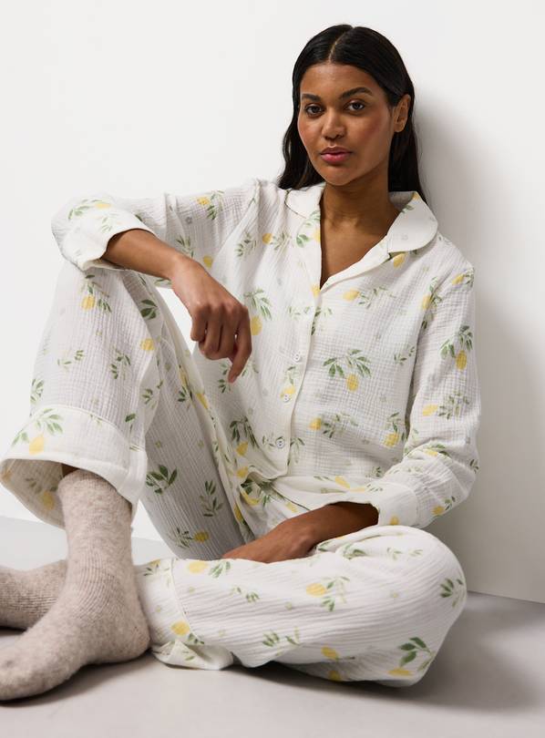 White Lemon Print Double Cloth Traditional Pyjamas XXL