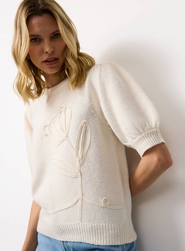 Cream Floral Embroidered Volume Sleeve Knitted Top 8