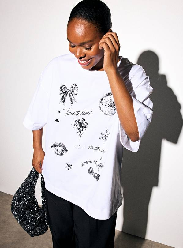 Christmas Icons Graphic Oversized T-Shirt L