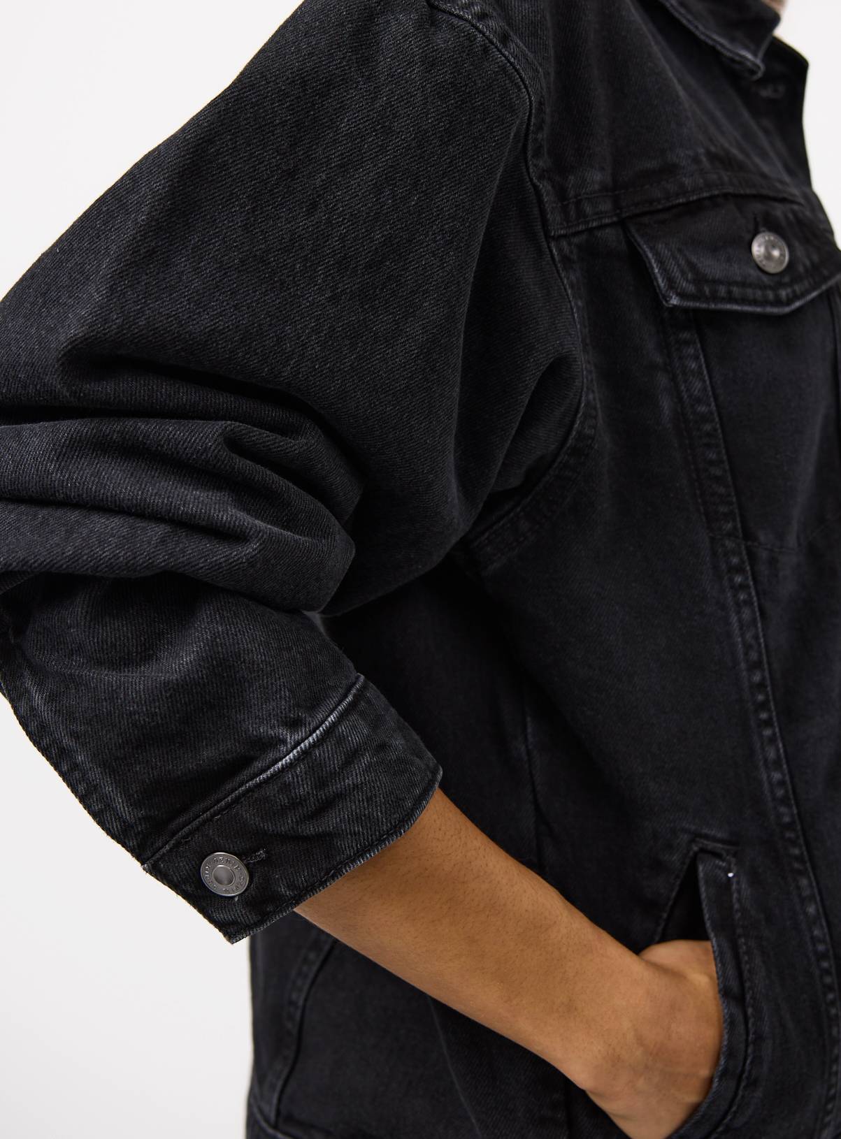 Black Oversized Trucker Jacket 6 - Image 3
