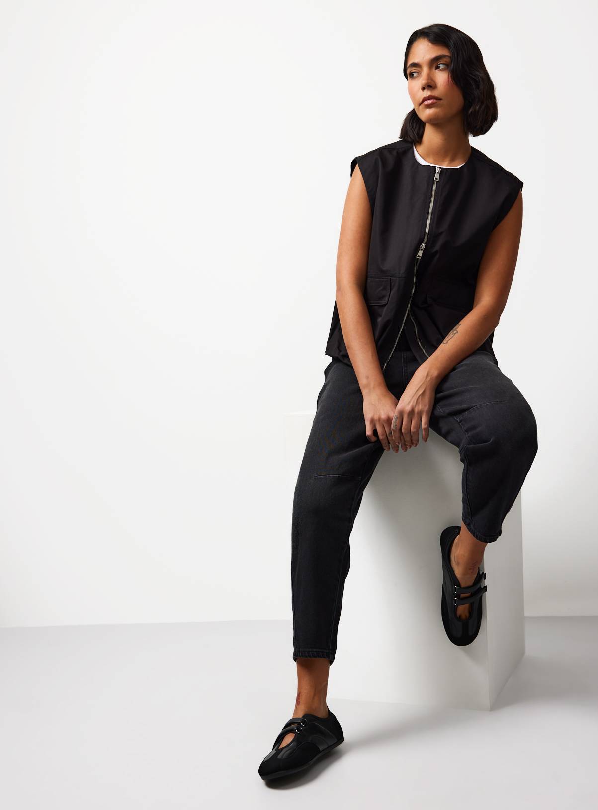 Black Collarless Zip Gilet 22 - Image 2
