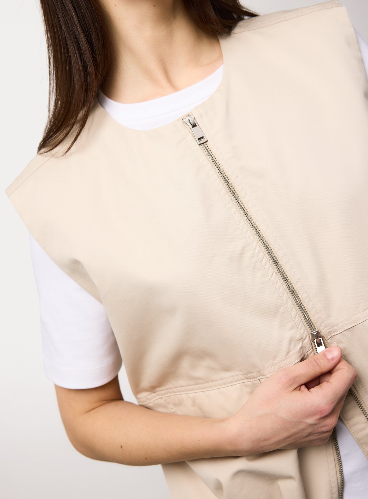 Stone Collarless Zip Gilet 10 - Image 3 thumbnail