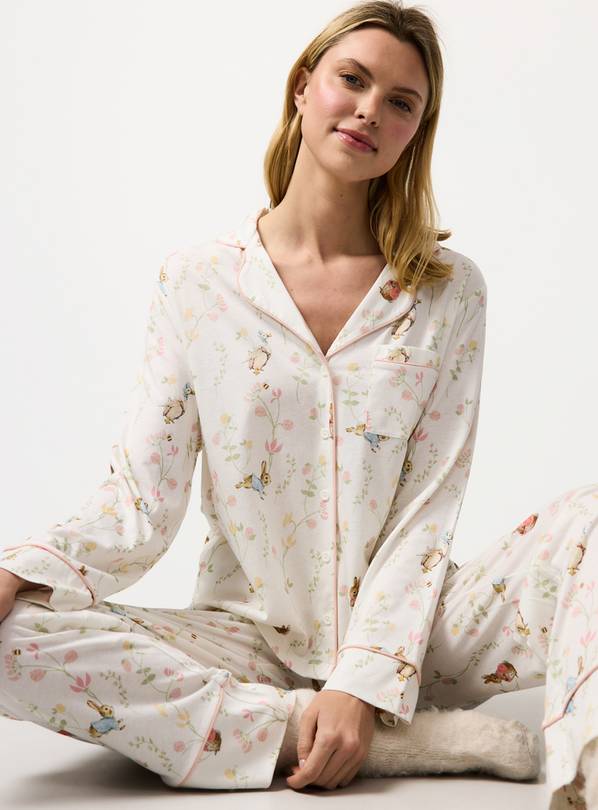 White Peter Rabbit Print Traditional Pyjamas M