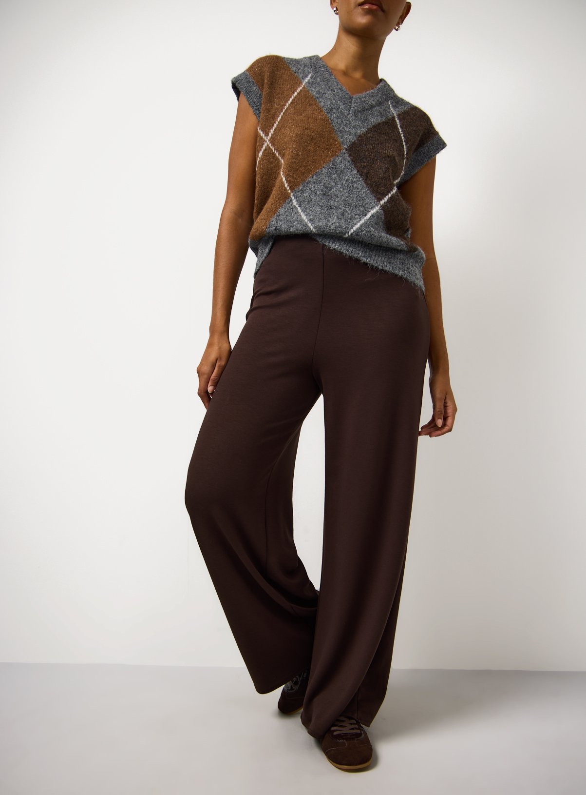 Brown Wide Leg Trousers 18 - Image 3 thumbnail