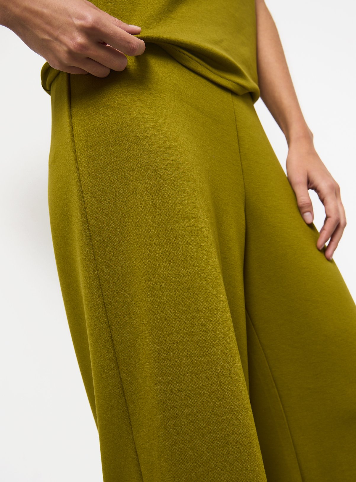 Green Co-ord Wide Leg Trousers  22 - Image 3 thumbnail