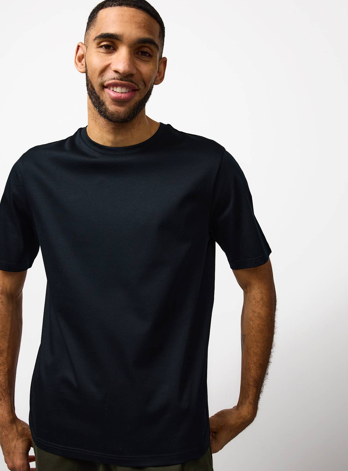 Black Supima Cotton T-Shirt M - Image 1