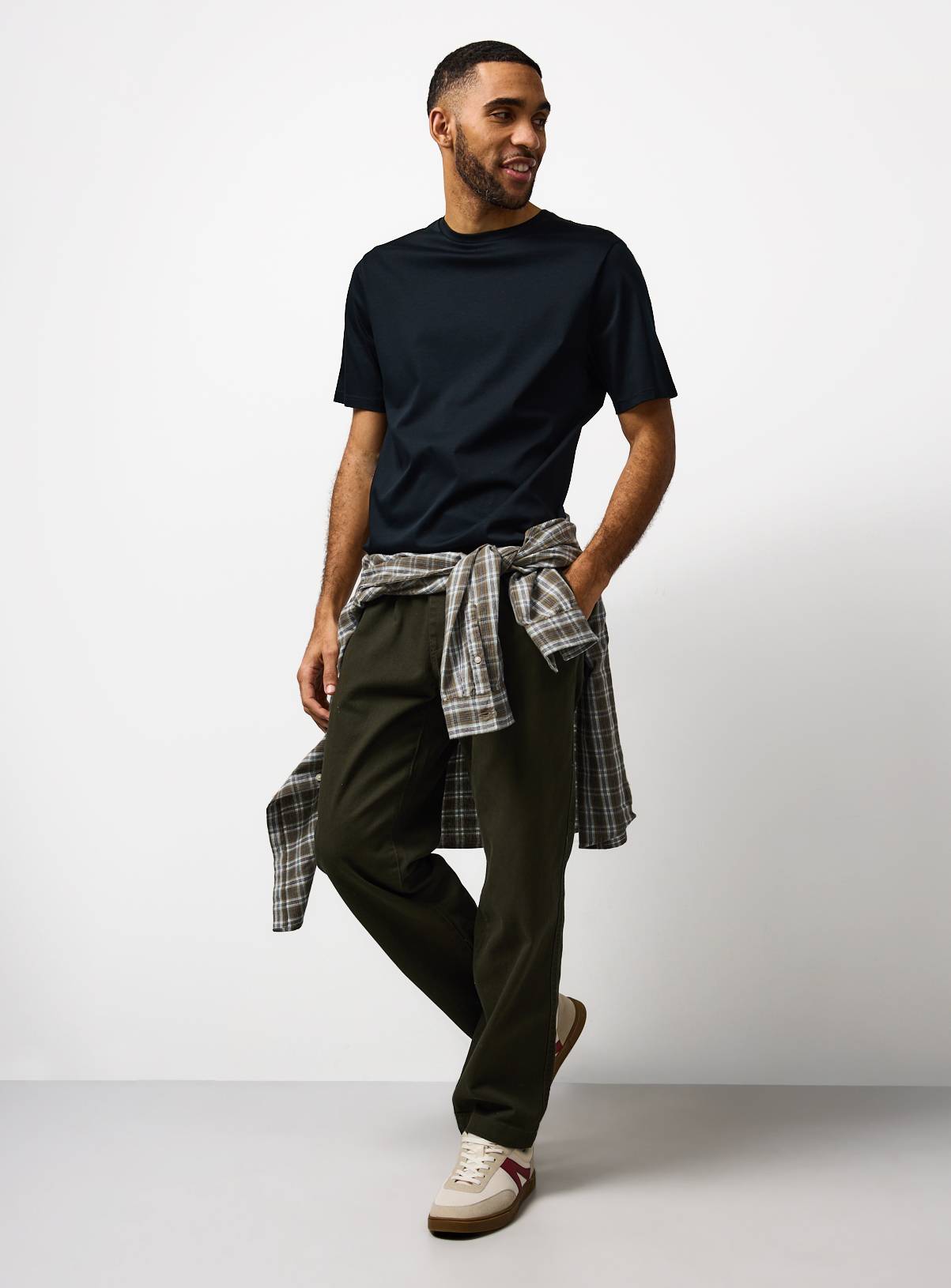Black Supima Cotton T-Shirt M - Image 2