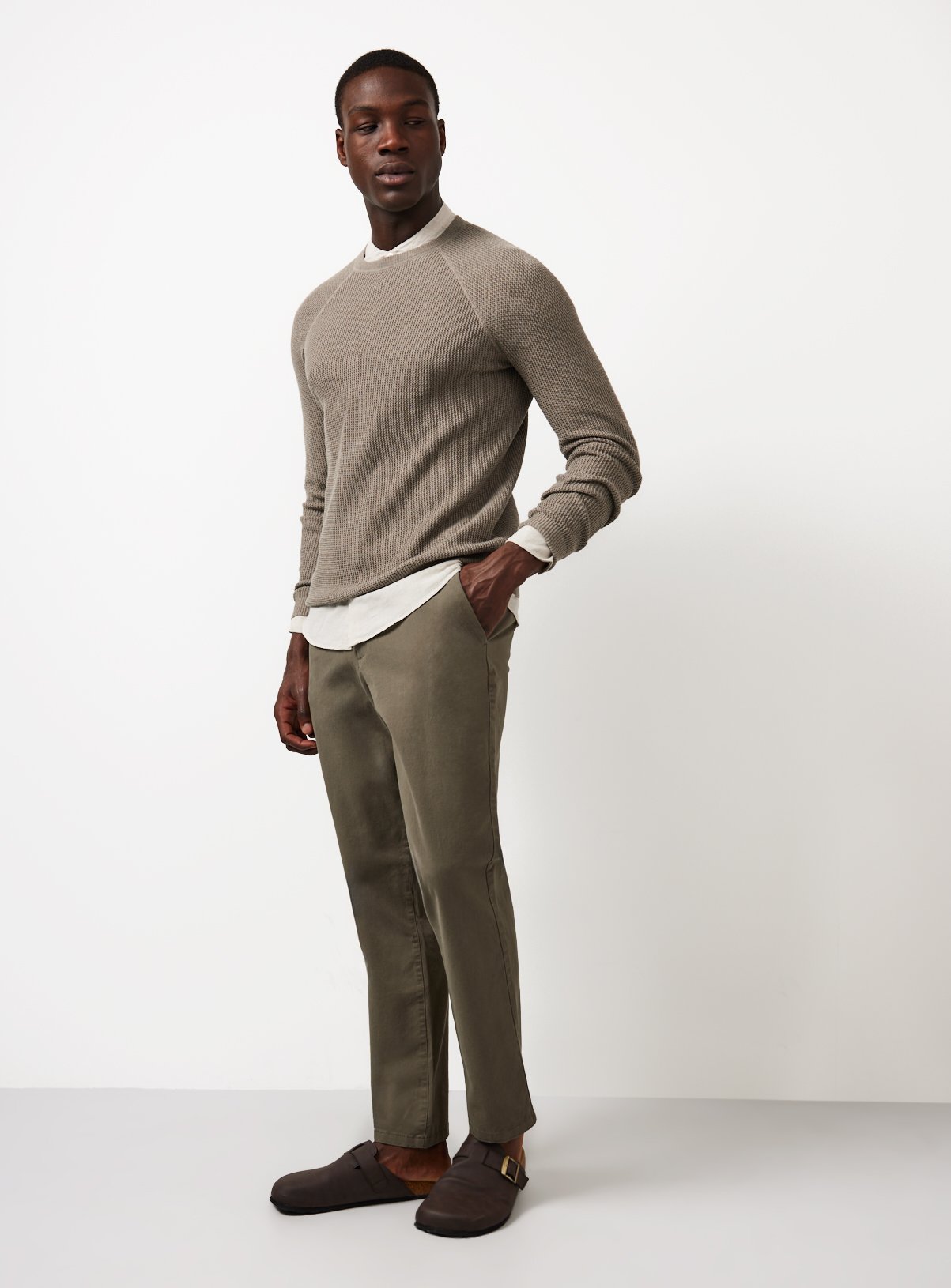 The Ultimate Chino Trousers 40S - Image 2 thumbnail