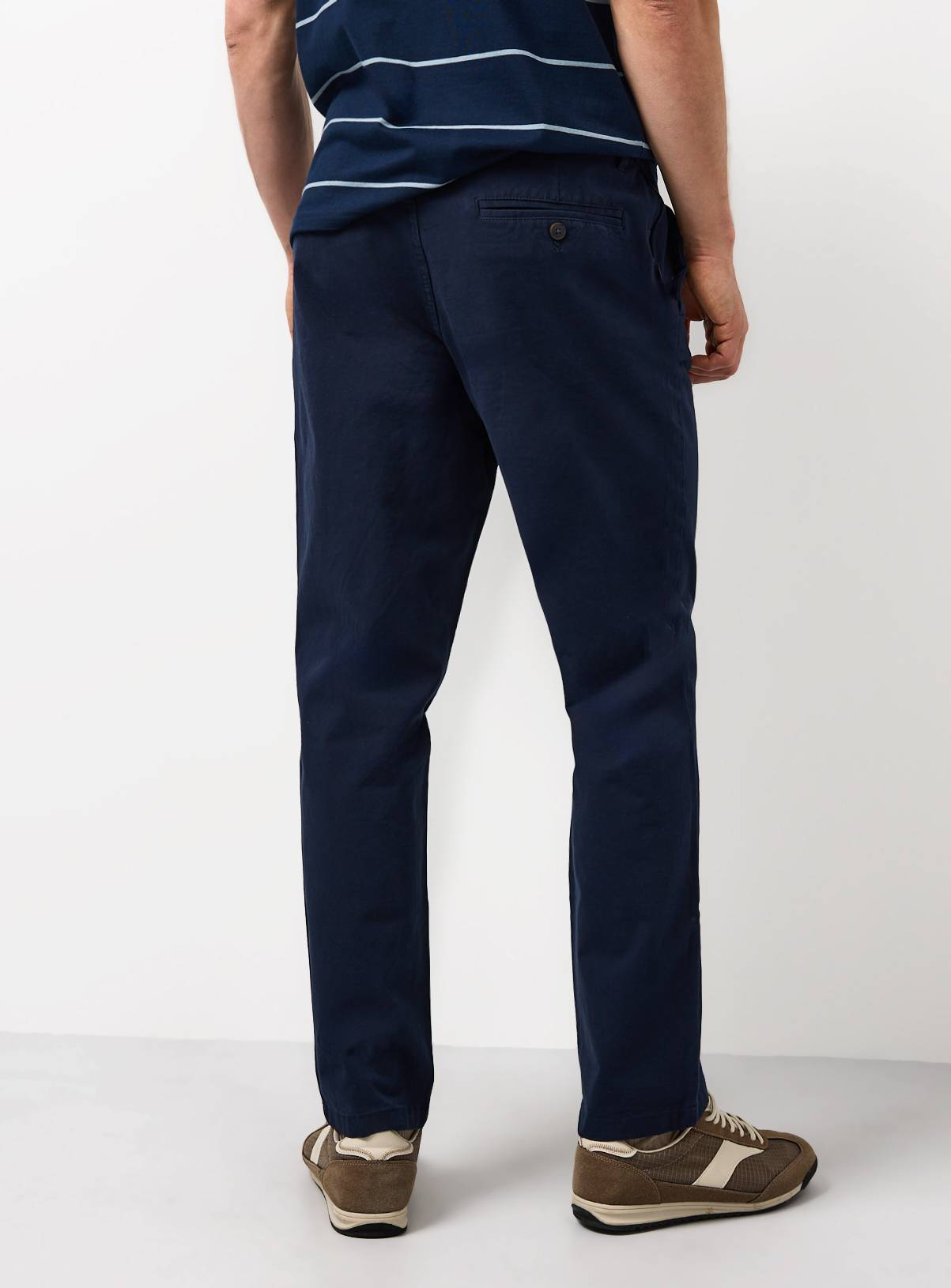 The Ultimate Chino Trousers 32L - Image 5