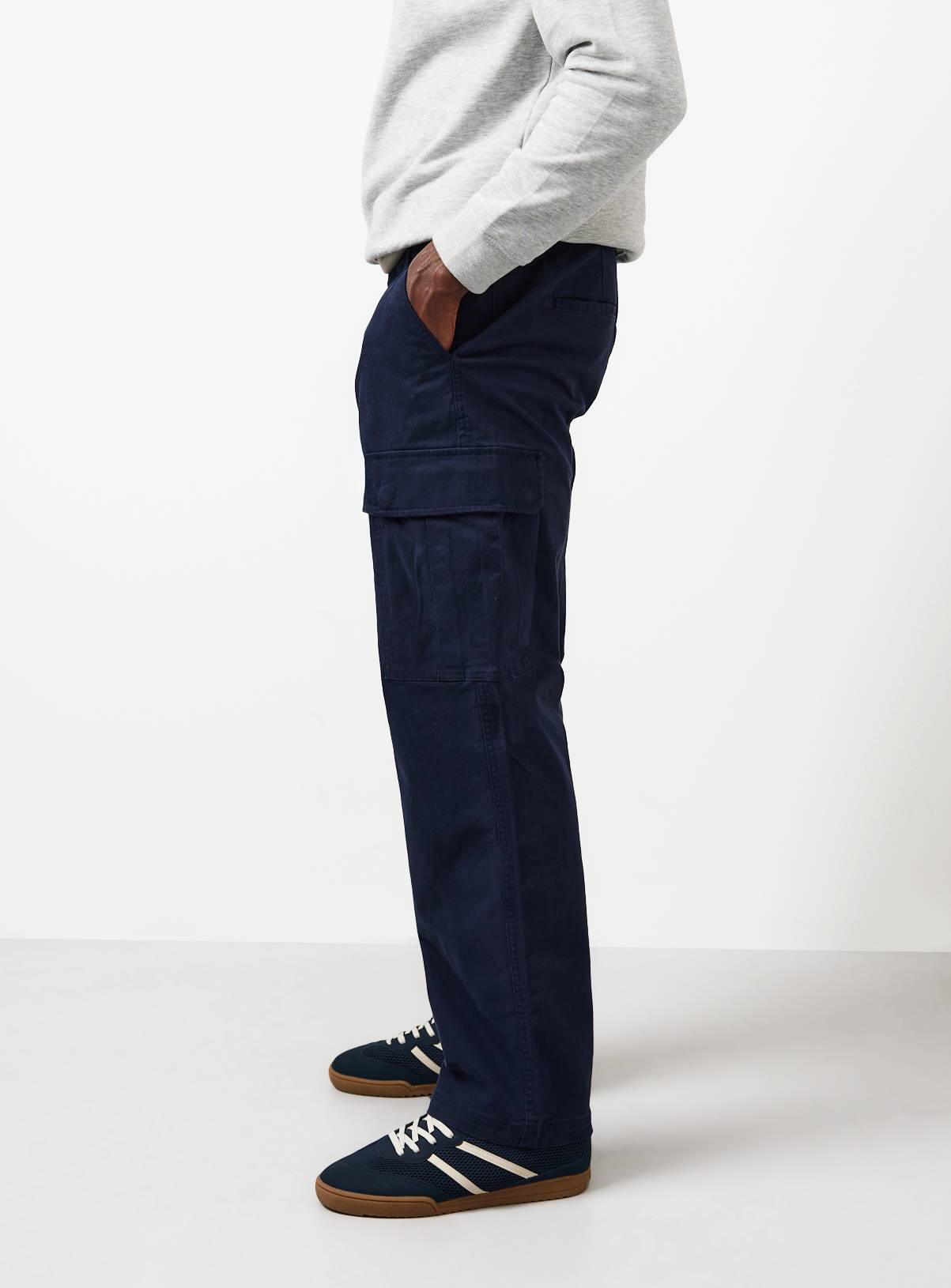 Navy Cargo Trousers 44R - Image 1