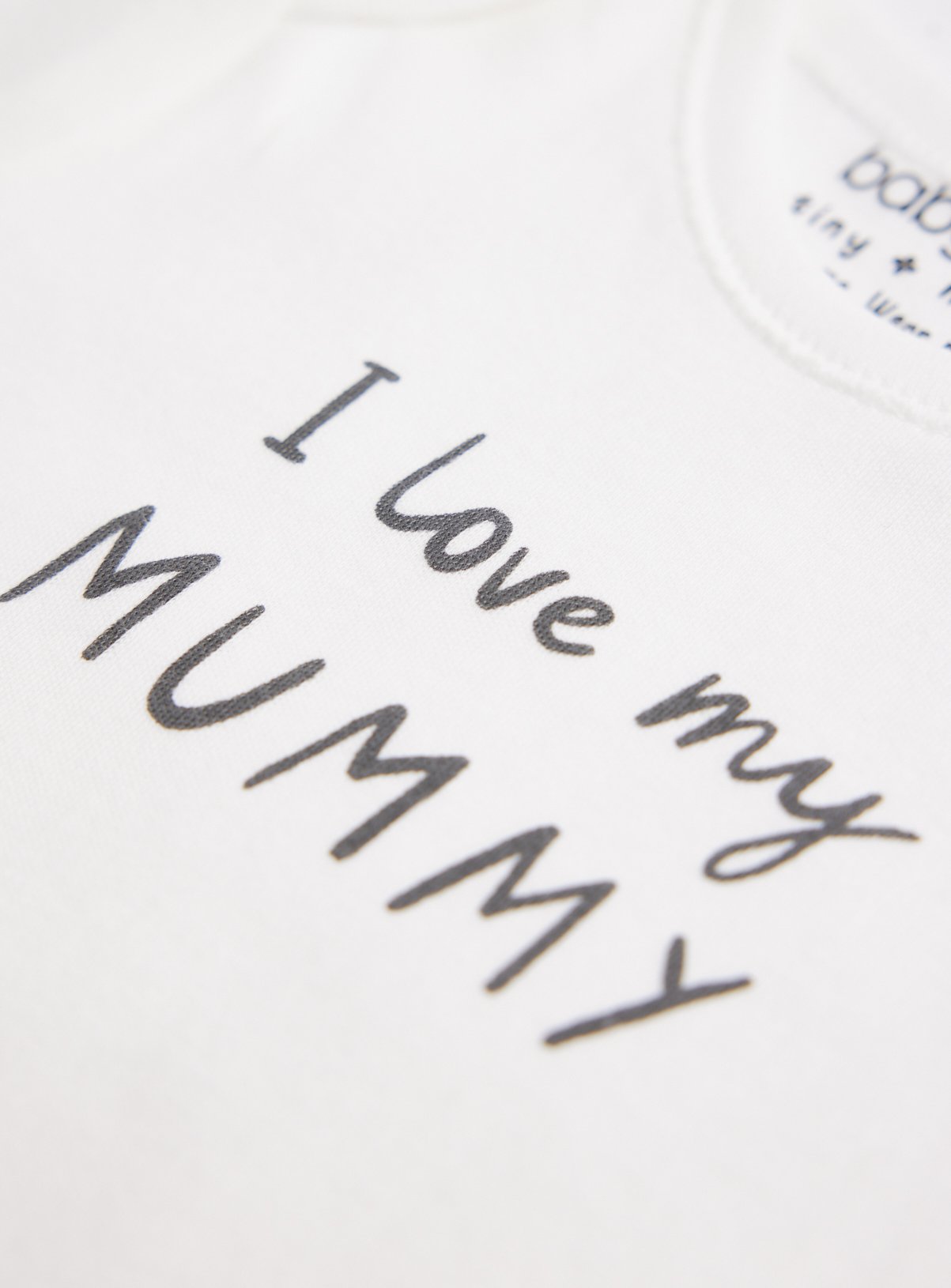 White I Love My Mummy Slogan Bodysuit Up to 1 mth - Image 2 thumbnail