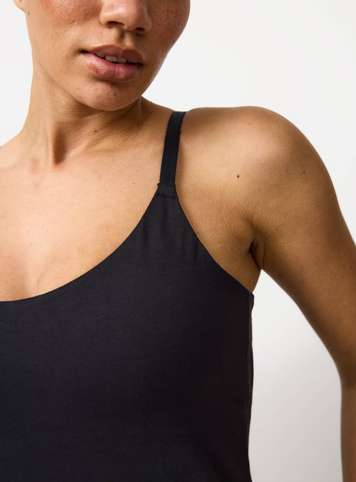 Cottonform™ Black Support Strappy Jersey Vest 12 - Image 2