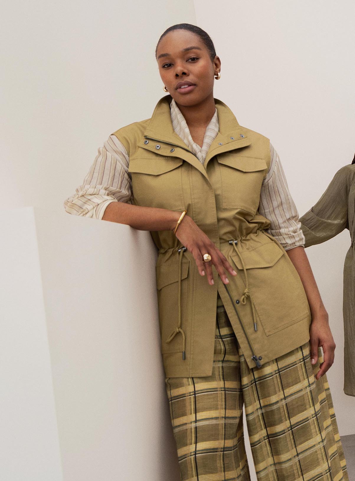 Khaki Utility Gilet XL - Image 1 thumbnail