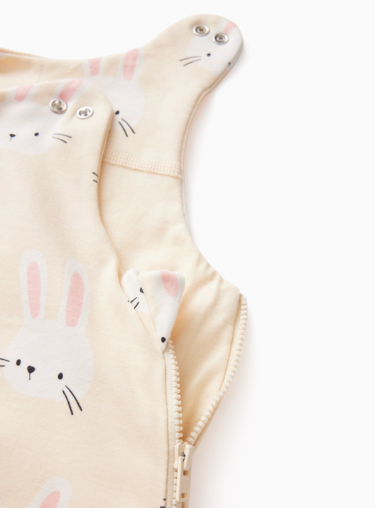 Yellow Bunny Print 1.5 Tog Sleeping Bag 12-18 months - Image 2 thumbnail