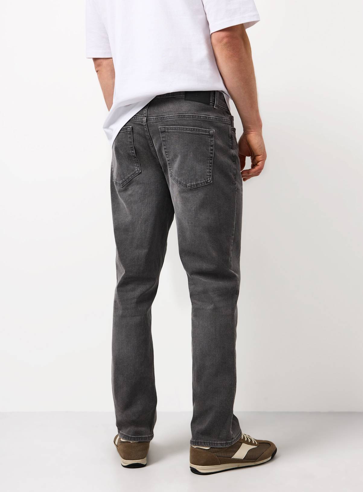 Grey Mid Straight Leg Jeans 34R - Image 5