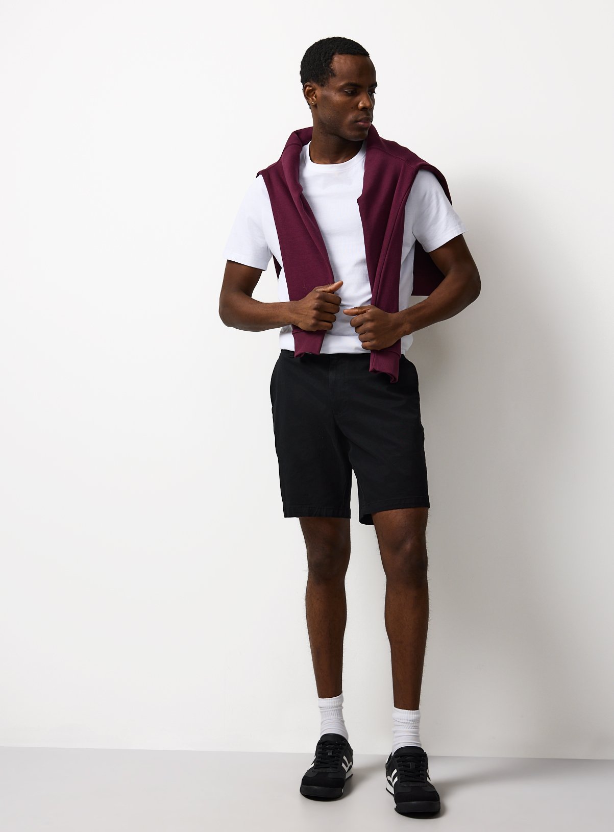 Black Chino Shorts 44 - Image 2 thumbnail