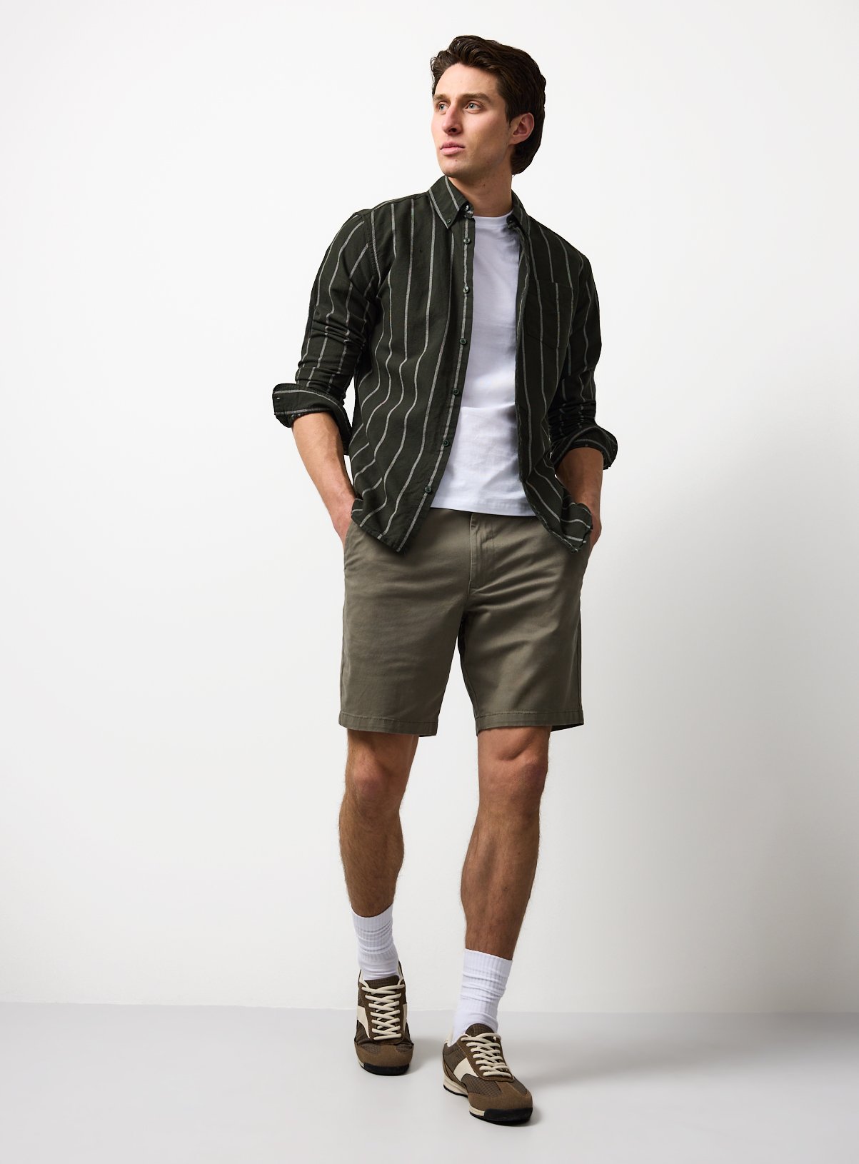 Khaki Chino Shorts 46 - Image 2 thumbnail
