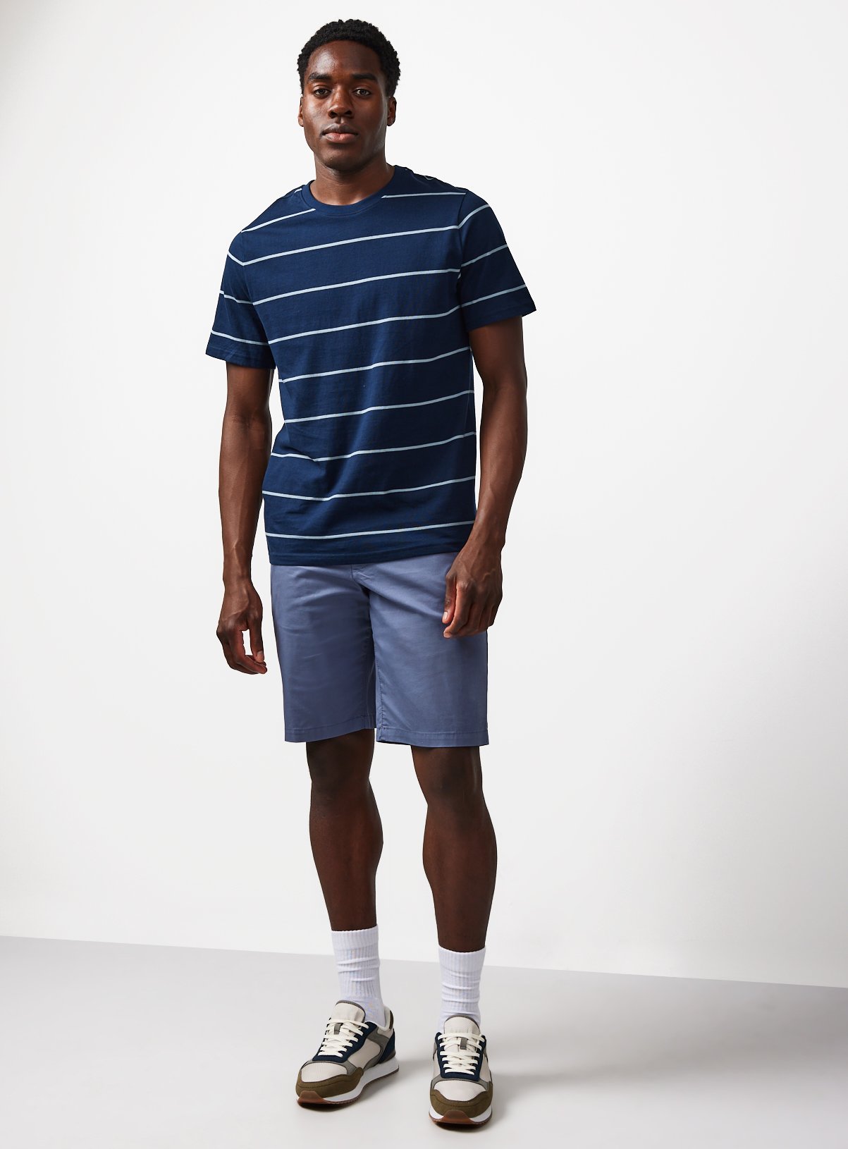 Blue Longer Length Lightweight Chino Shorts 36 - Image 2 thumbnail