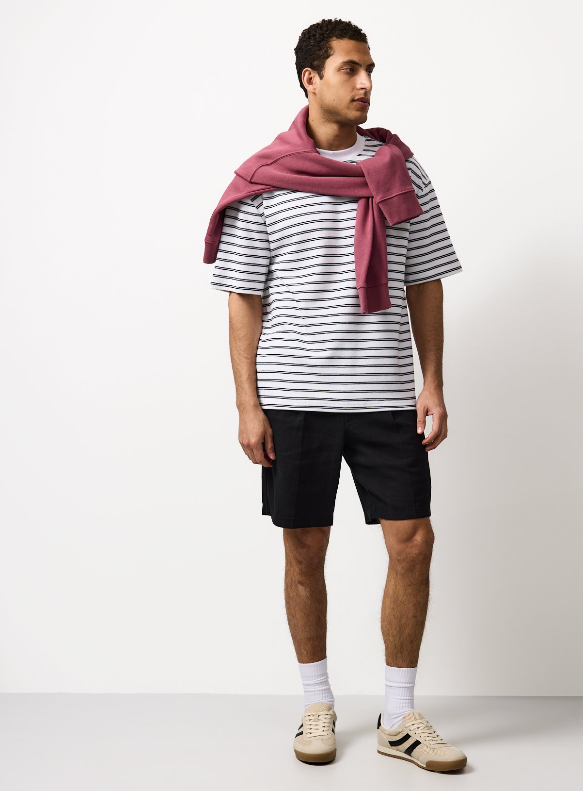 Black Linen Blend Shorts 48 - Image 2 thumbnail