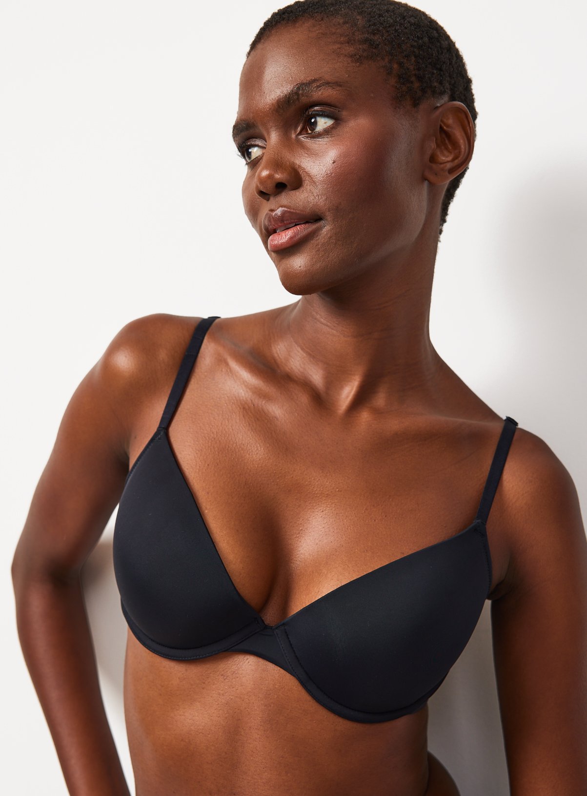 Black Microfibre Padded Underwired Plunge T-Shirt Bra 42E - Image 1 thumbnail