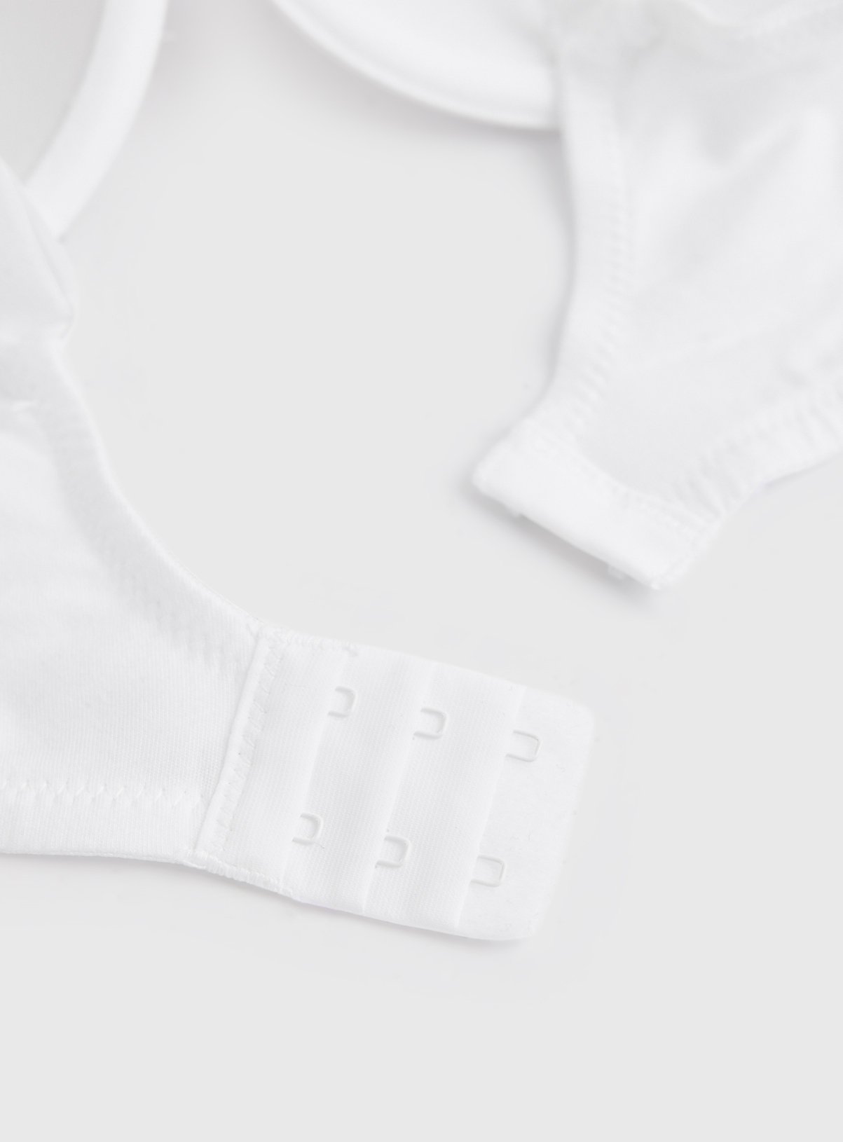 White Microfibre Underwired Padded Plunge T-Shirt Bra 42C - Image 3 thumbnail