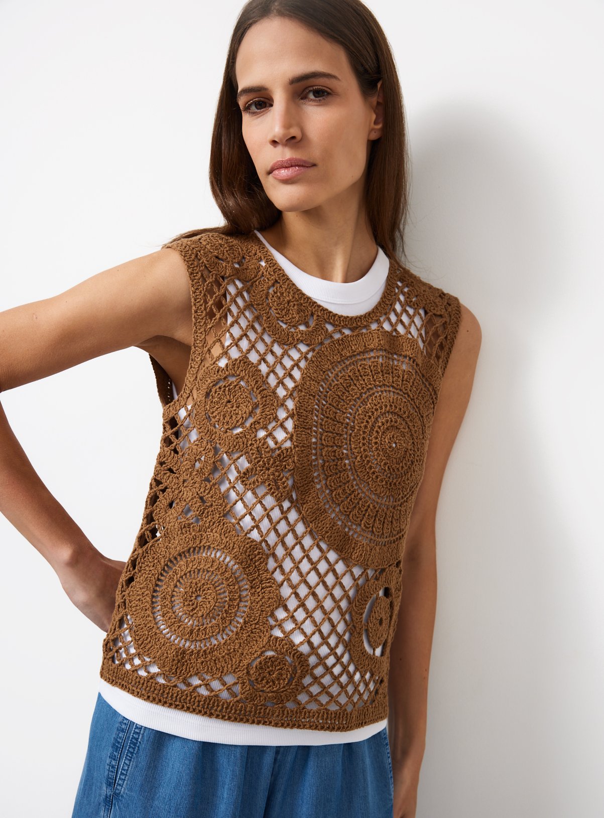 Tan Crochet Circle Detail Vest Top S - Image 1 thumbnail