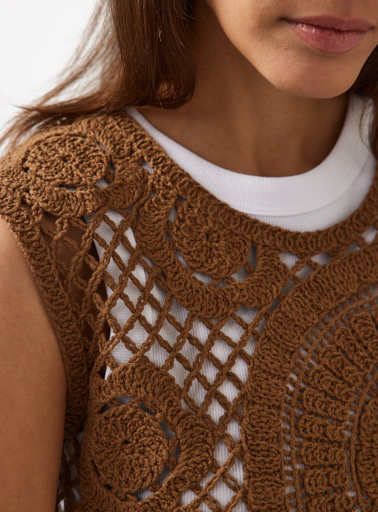 Tan Crochet Circle Detail Vest Top S - Image 3 thumbnail