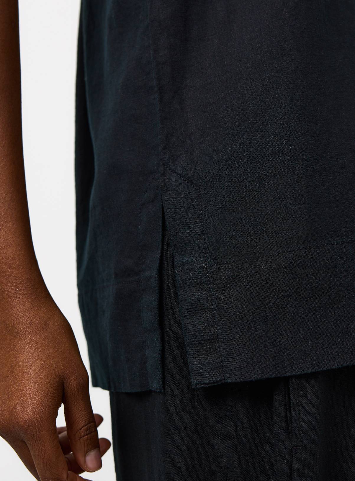 Black Linen Blend Longline Sleeveless Shell Top 18 - Image 3