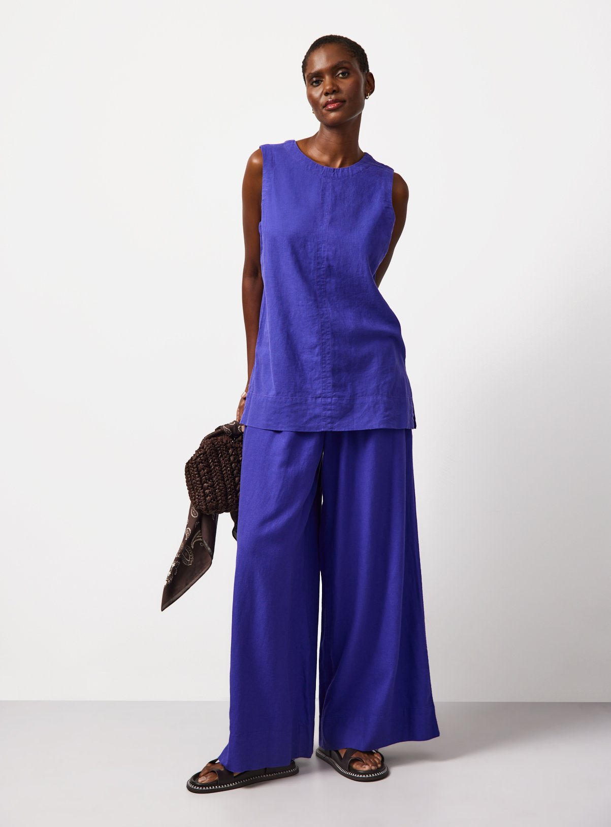 Blue Linen Blend Longline Sleeveless Shell Top 10 - Image 2 thumbnail