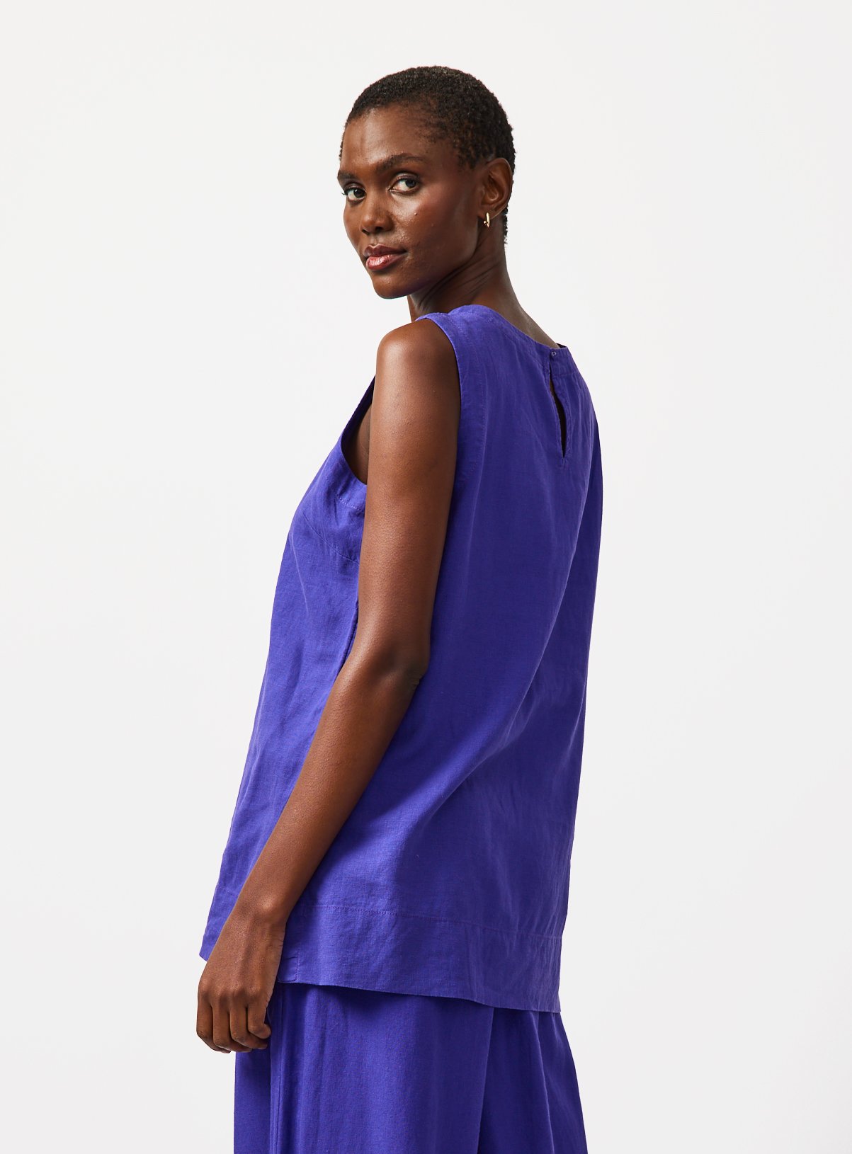 Blue Linen Blend Longline Sleeveless Shell Top 10 - Image 3 thumbnail