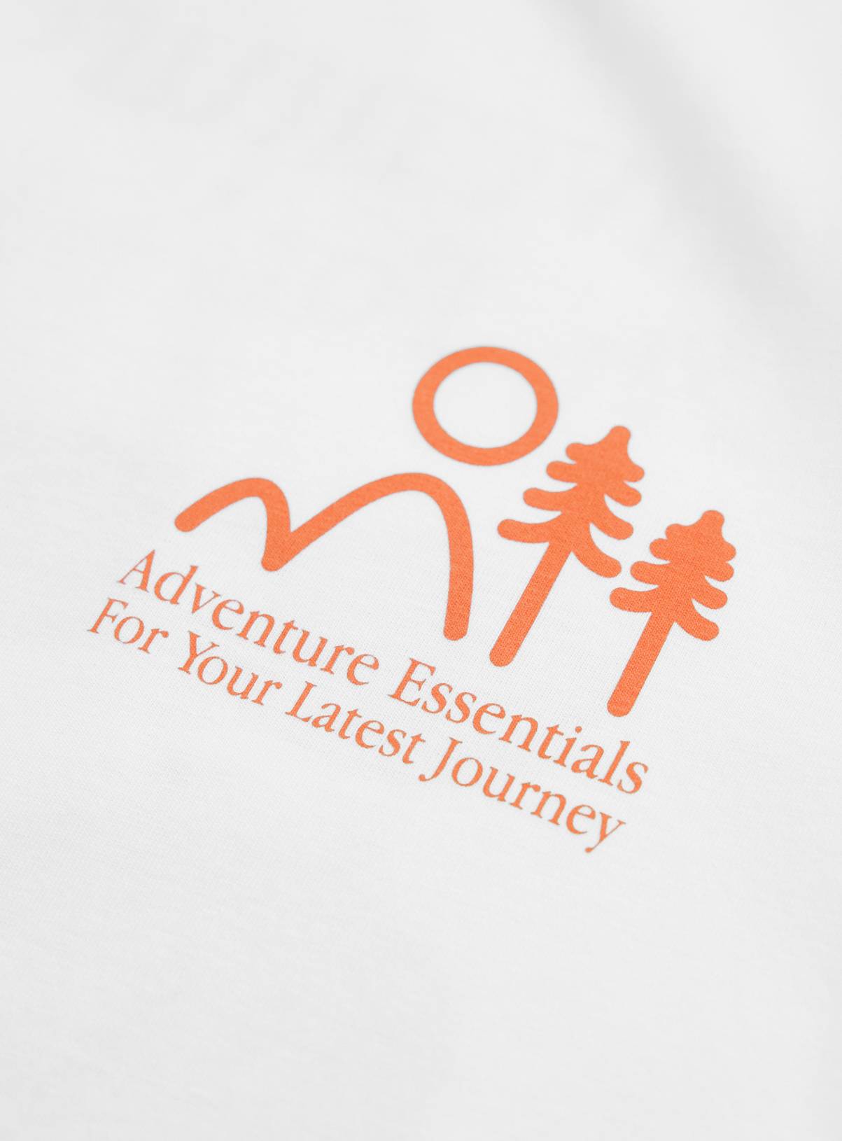 White Adventure Essentials Graphic T-Shirt XXL - Image 5