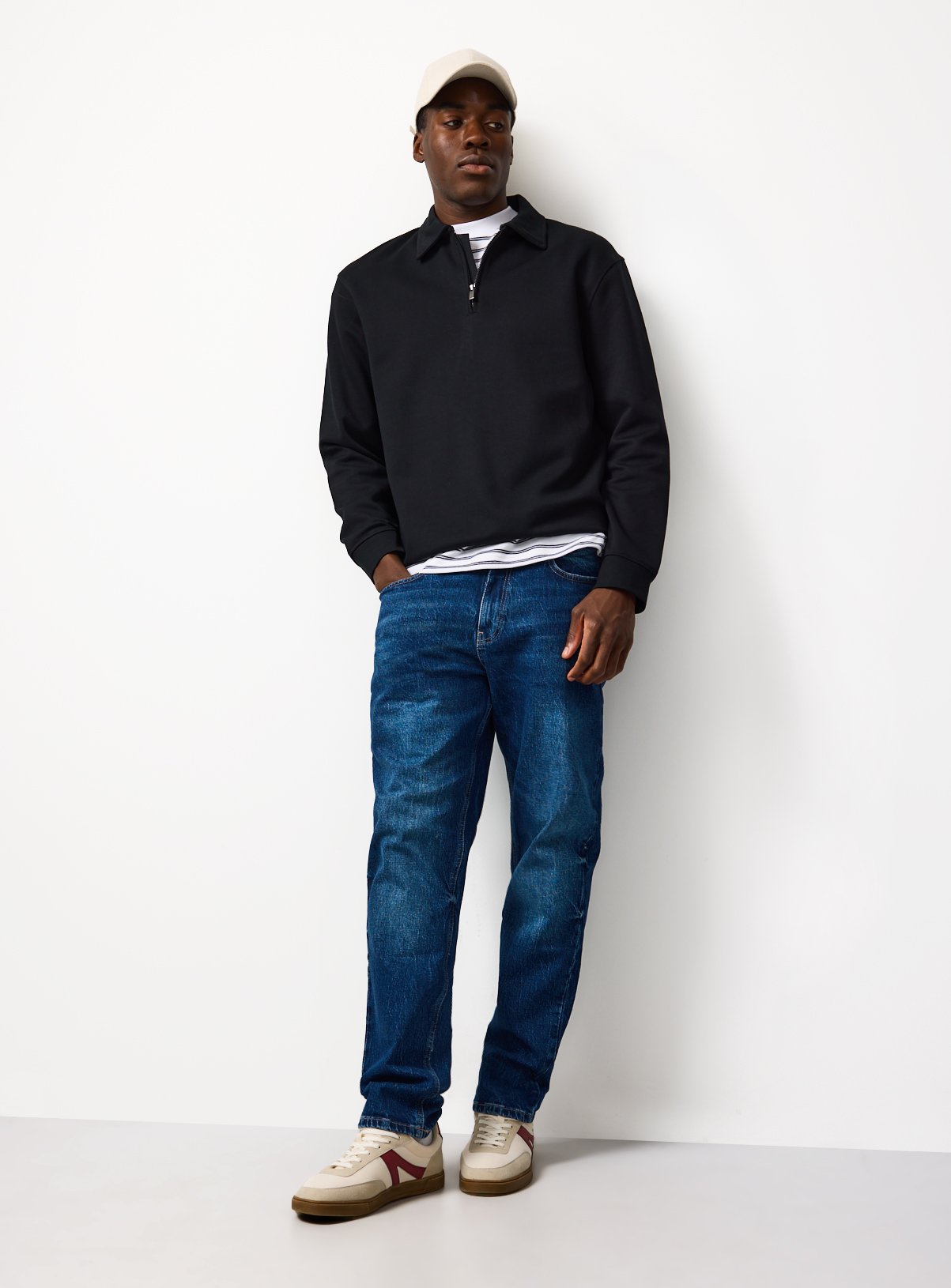 Black Collared Half Zip Sweatshirt XXXL - Image 1 thumbnail
