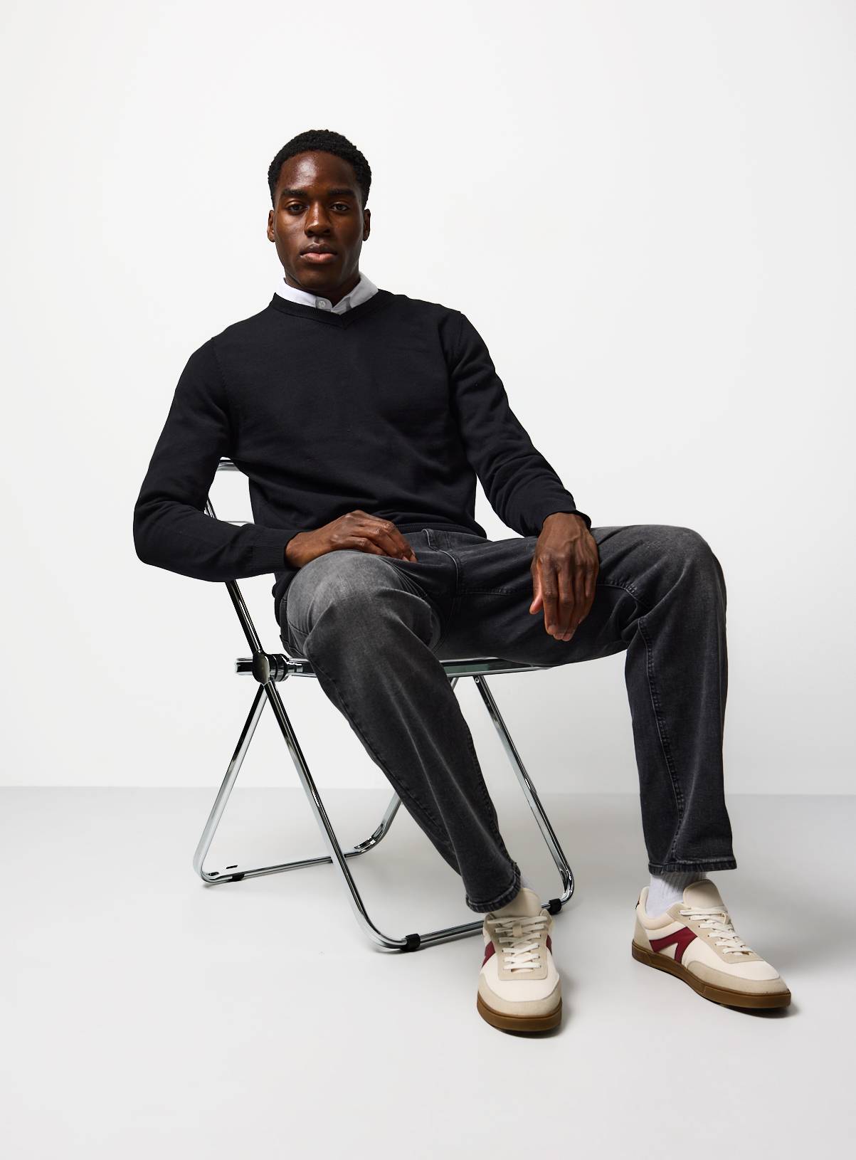 Black V Neck Jumper XXXXL - Image 1