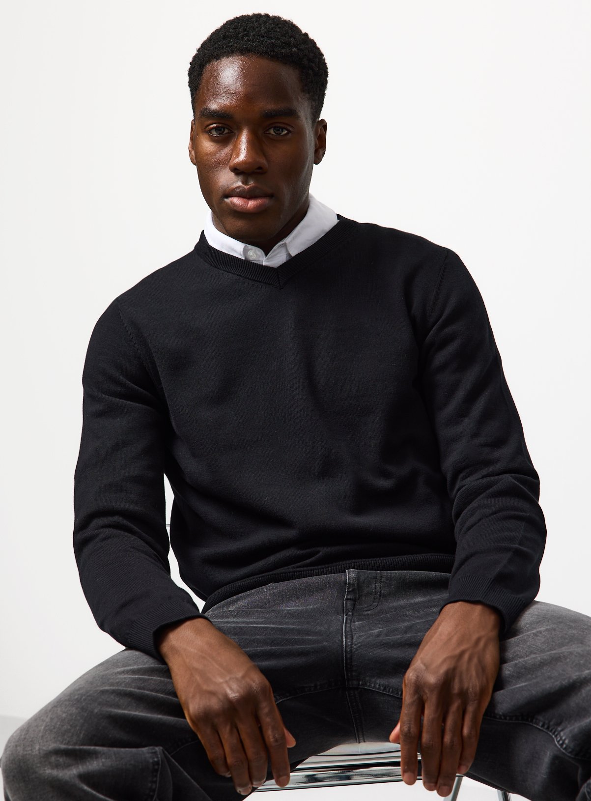 Black V Neck Jumper XXXXL - Image 2 thumbnail