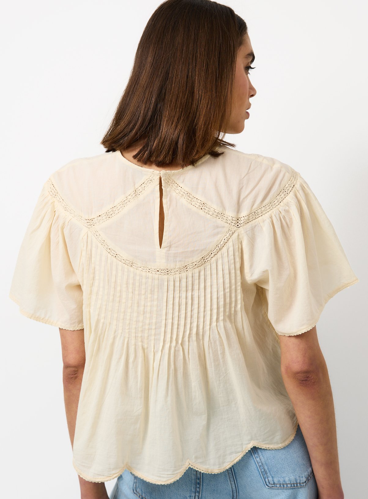 Cream Mesh Pintuck Short Sleeve Blouse 6 - Image 4 thumbnail