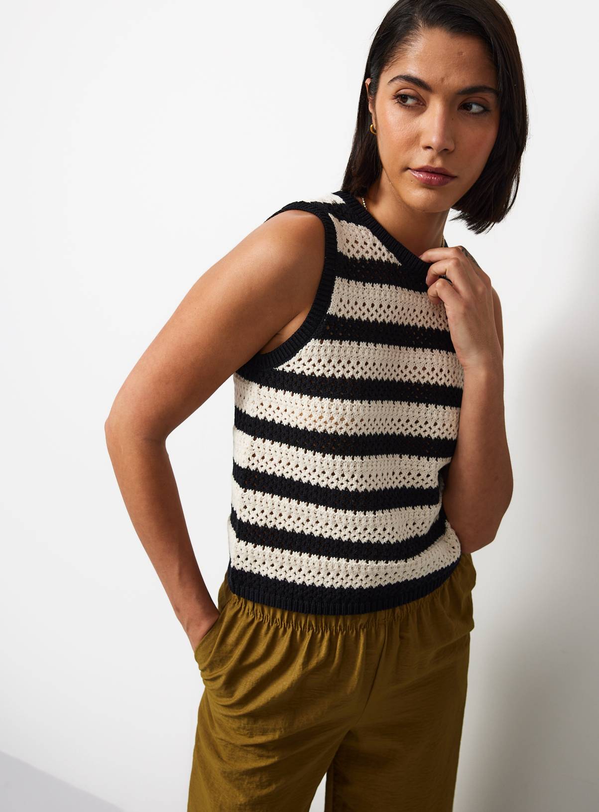 Mono Stripe Airtex Cotton Knitted Vest S - Image 1