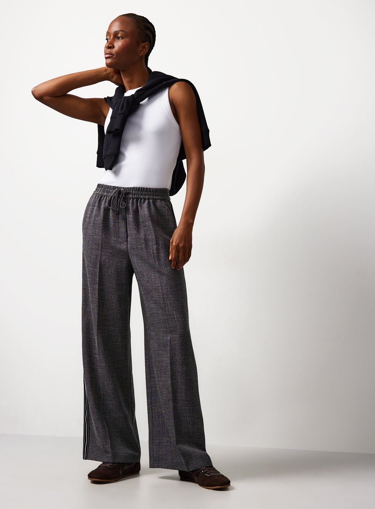 White Classic Ribbed Slim Fit Vest 24 - Image 2 thumbnail