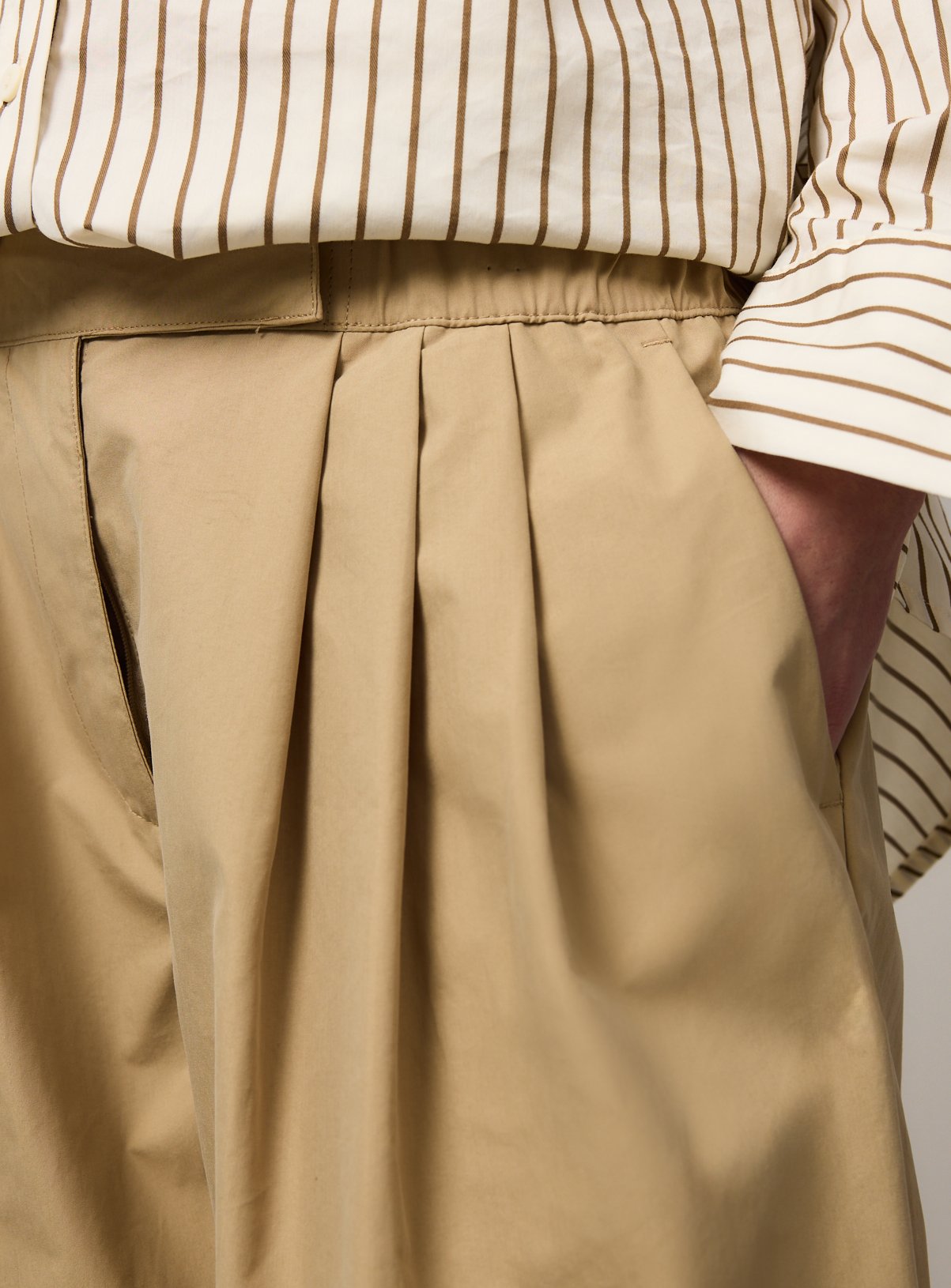 Neutral Pleated Wide Leg Trousers 12S - Image 2 thumbnail