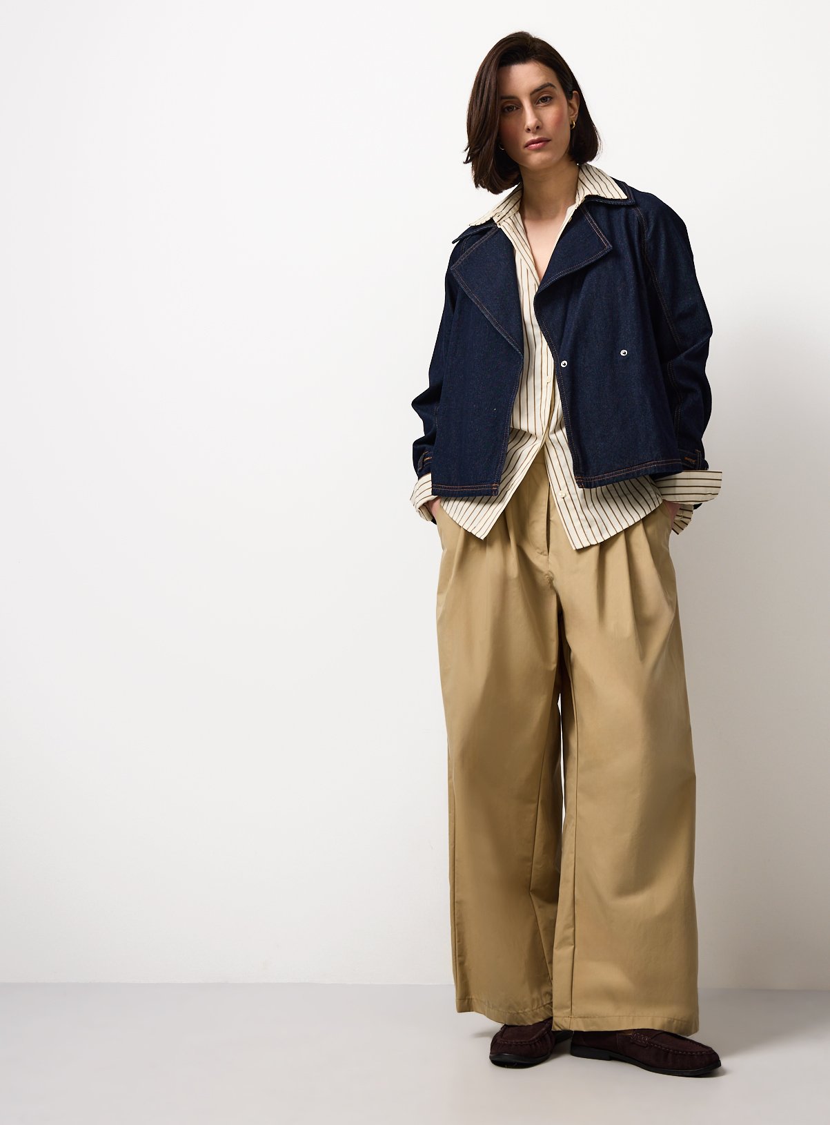 Neutral Pleated Wide Leg Trousers 12S - Image 3 thumbnail
