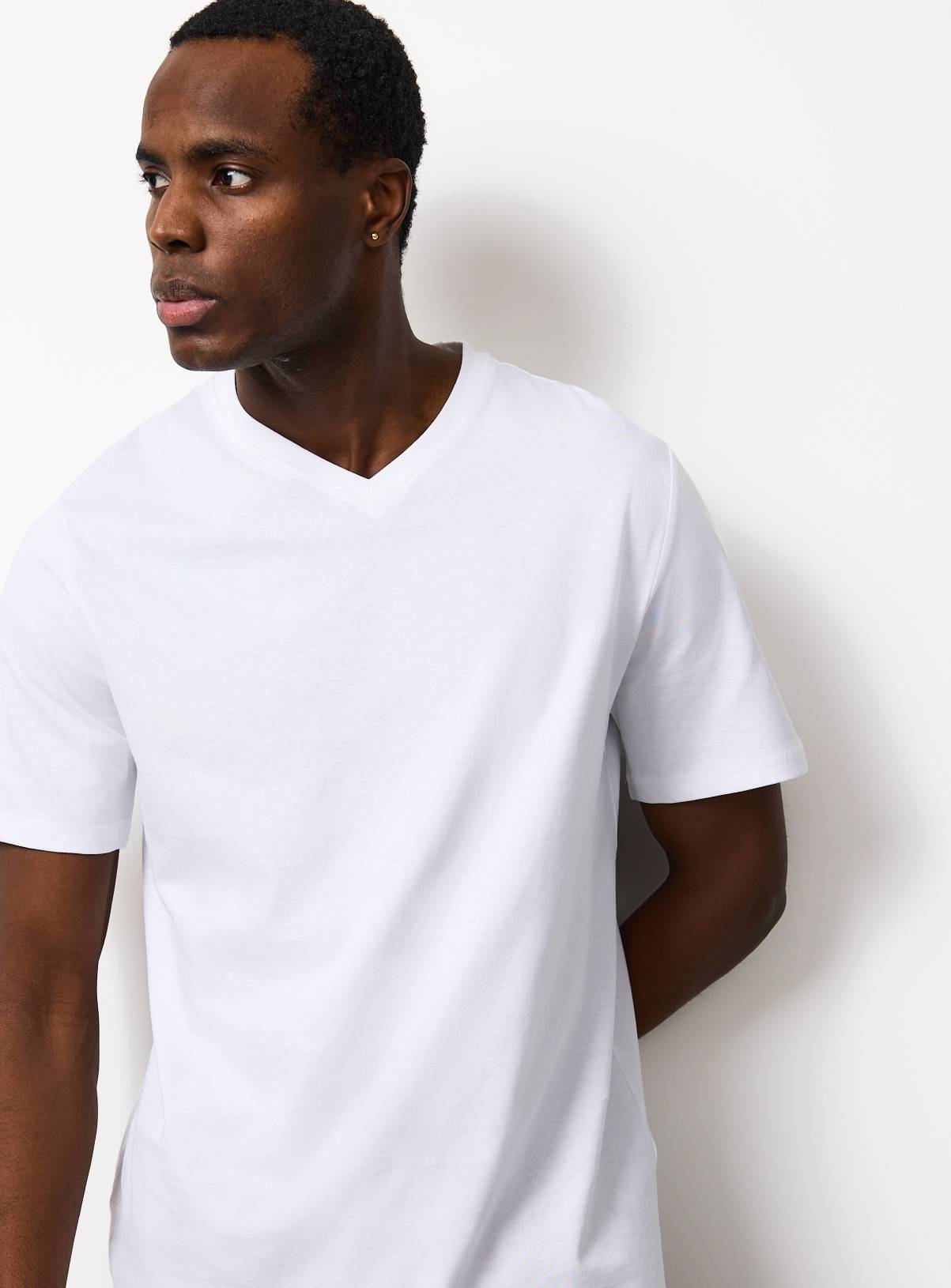 White Regular V Neck T-Shirts 3 Pack XXL - Image 2