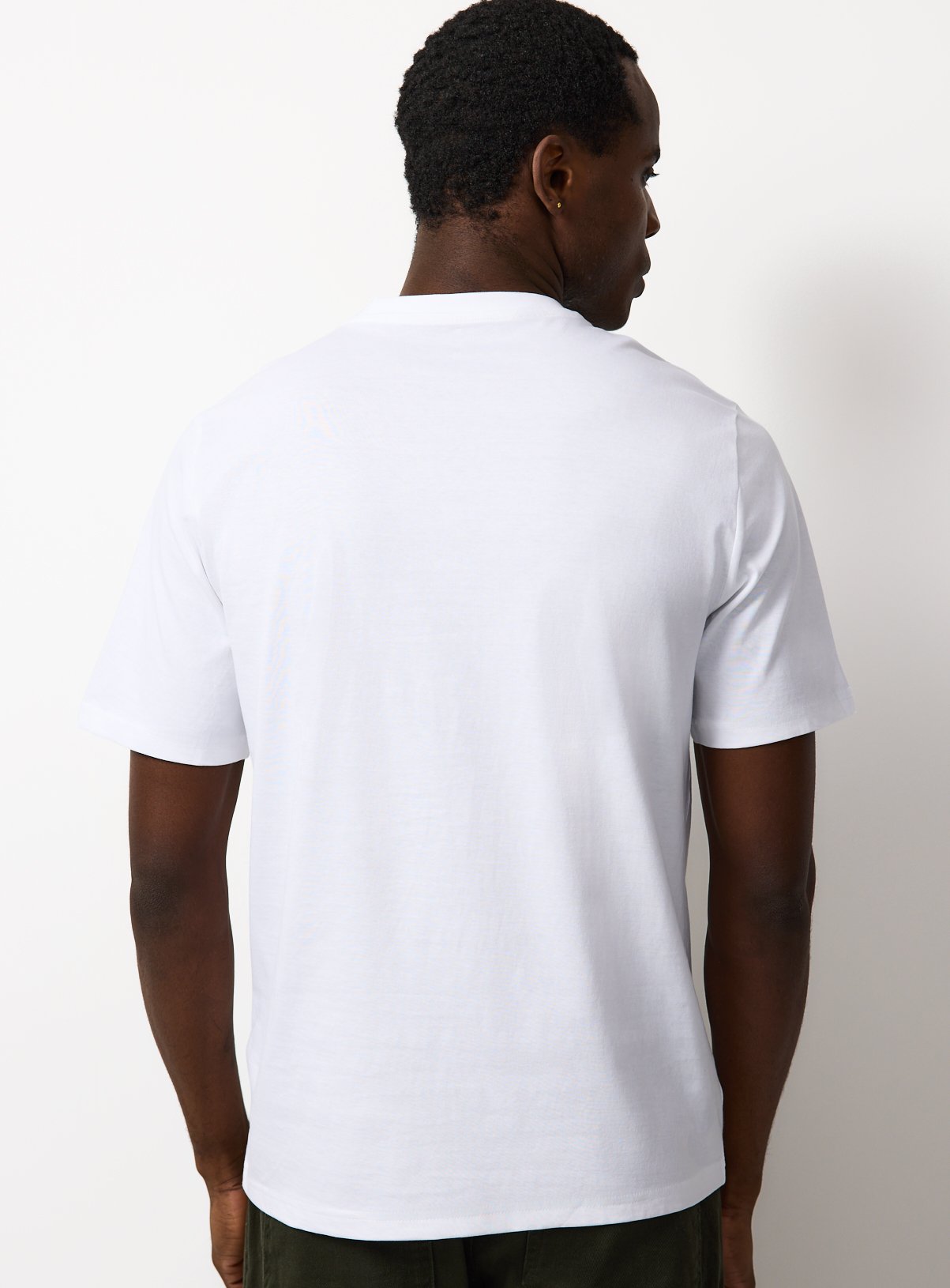 White Regular V Neck T-Shirts 3 Pack XXL - Image 5 thumbnail