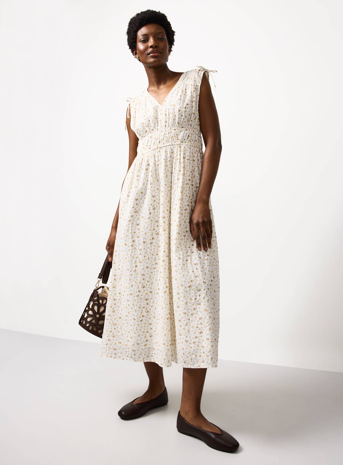 Cream Floral Print Shirred Midaxi Dress 22 - Image 1
