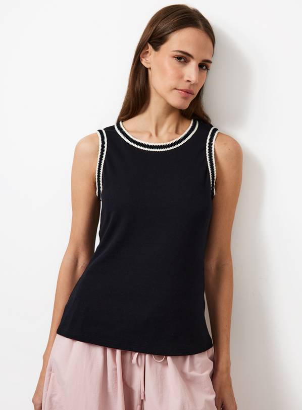 Black Crochet Trim Detail Vest 8