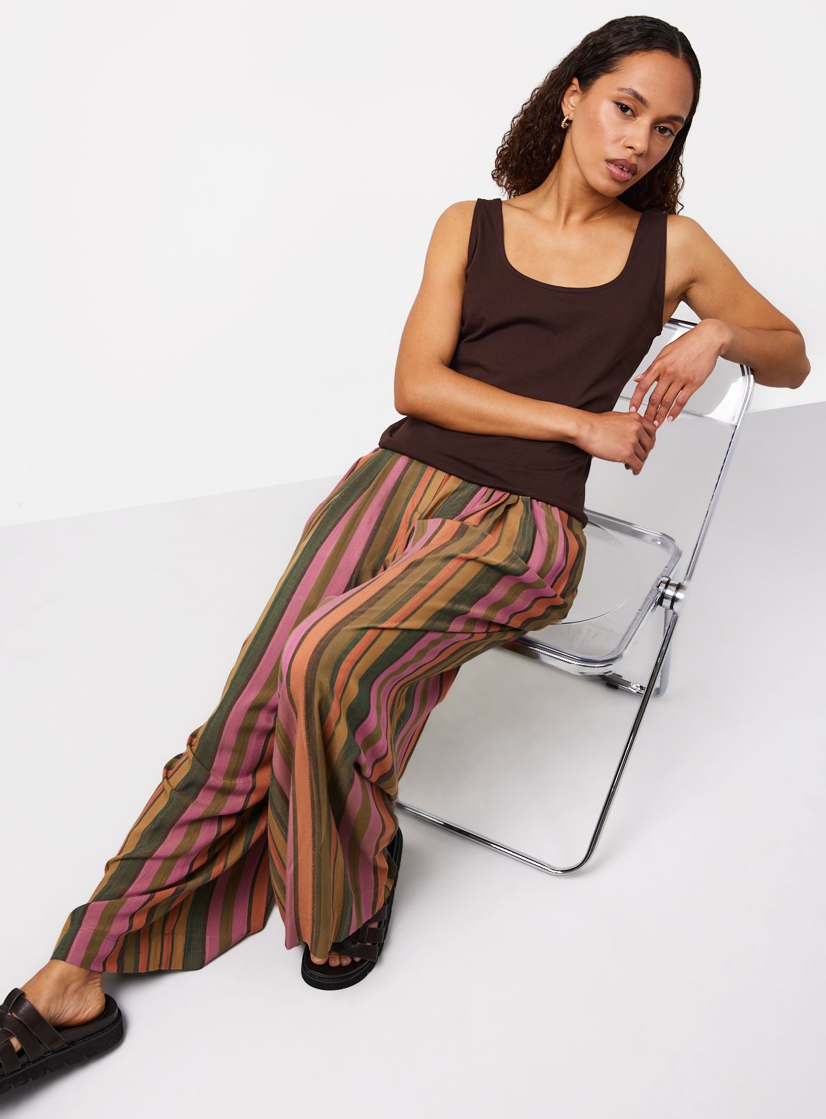 Brown Square Neckline Vest 20 - Image 2 thumbnail