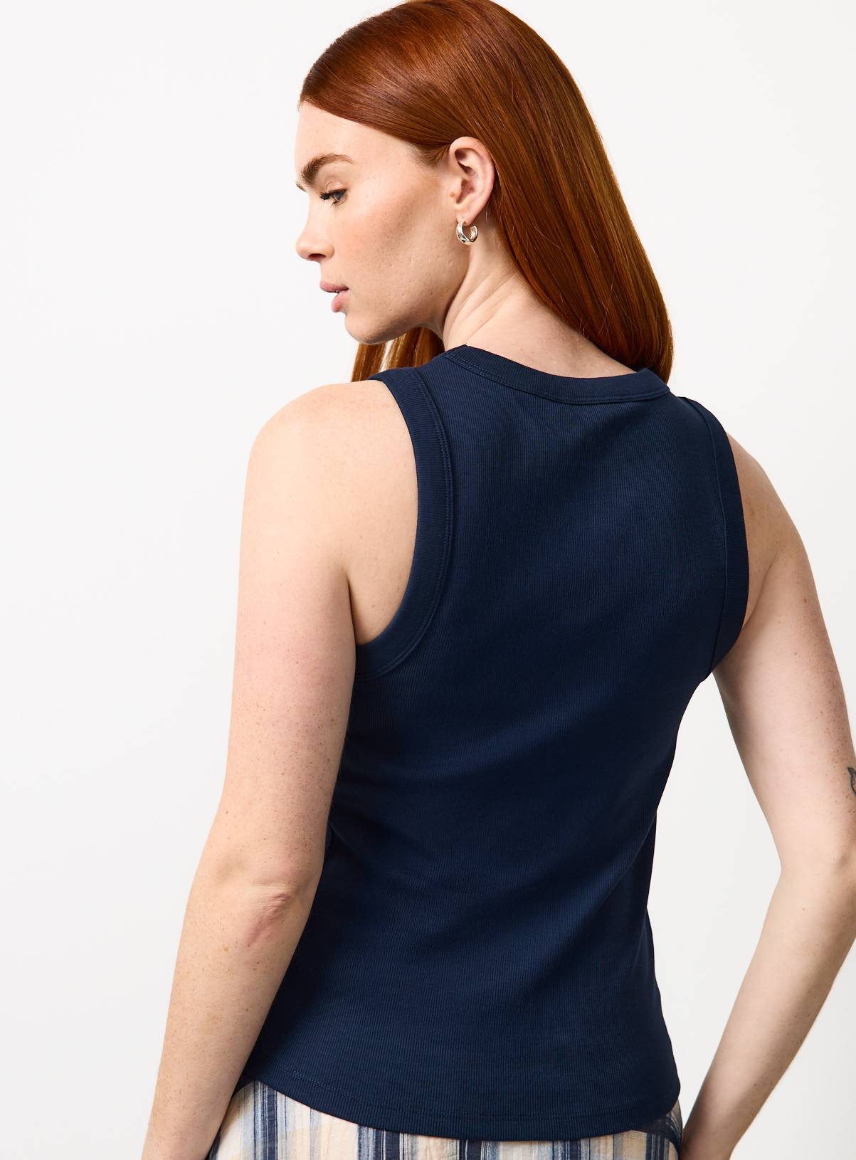 Navy Ribbed Classic Vest 14 - Image 4