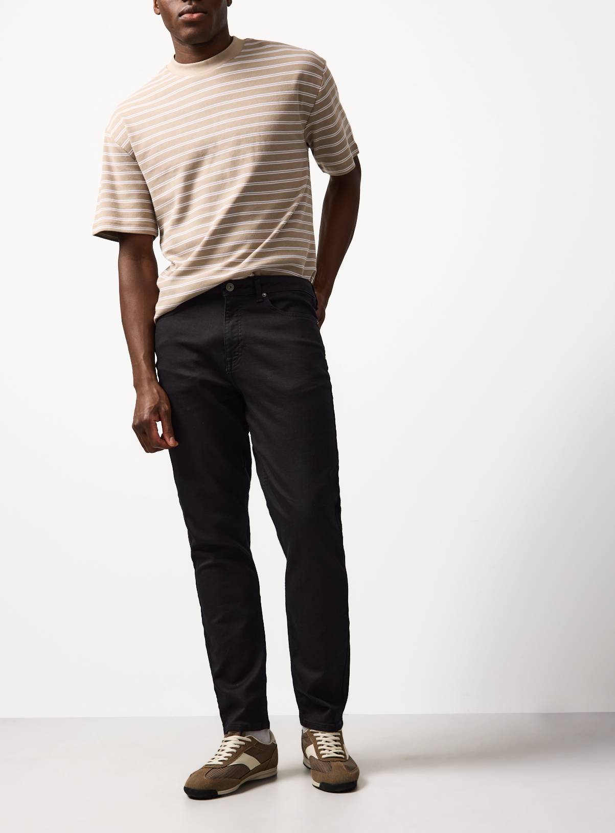 Black Ultimate Comfort Slim Fit Jeans 30R - Image 2