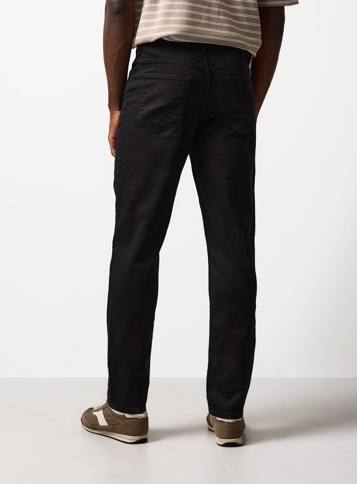 Black Ultimate Comfort Slim Fit Jeans 44R - Image 5 thumbnail